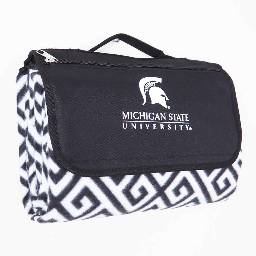 Black and White Packable Outdoor Blanket
